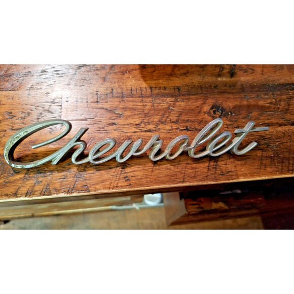 Vintage Chevrolet Script‎ Emblem Nameplate - Picture 1 of 8